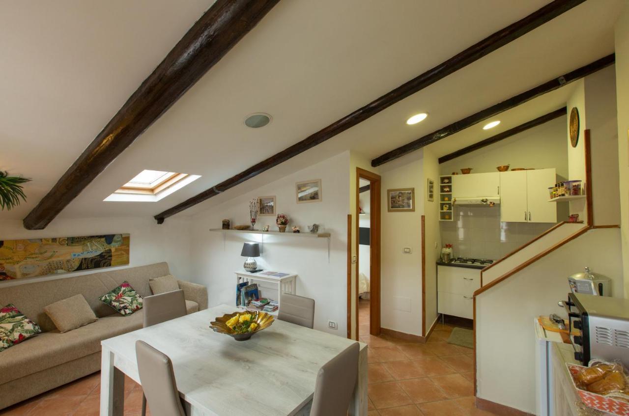 Villa La Mansarda à Naples Extérieur photo